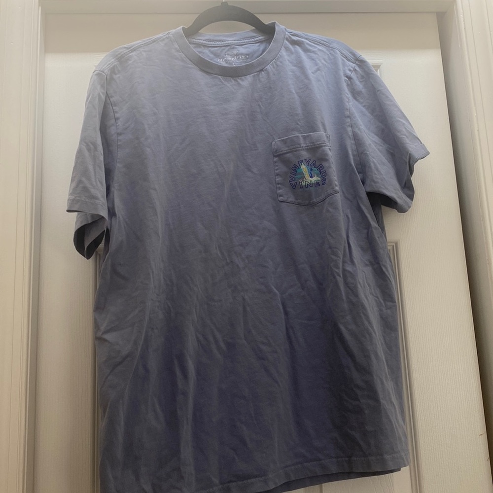 Vineyard Vines T-shirt